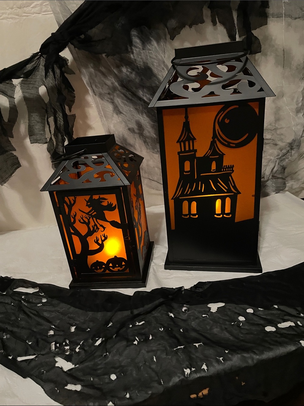 Halloween Lanterns/ a set